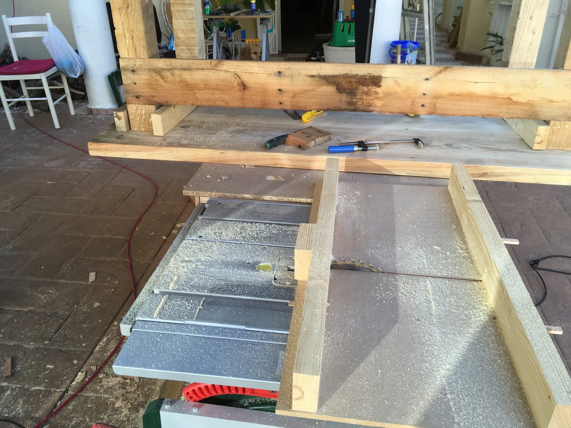The cross cutting sled