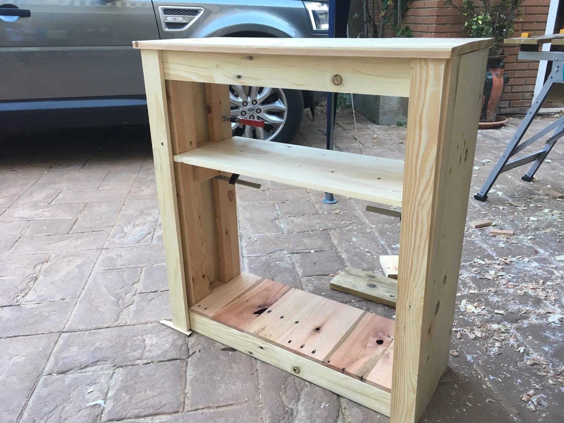 A dry fit with the side panels held in place